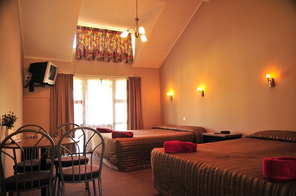 Devonwood Motel Роторуа Экстерьер фото